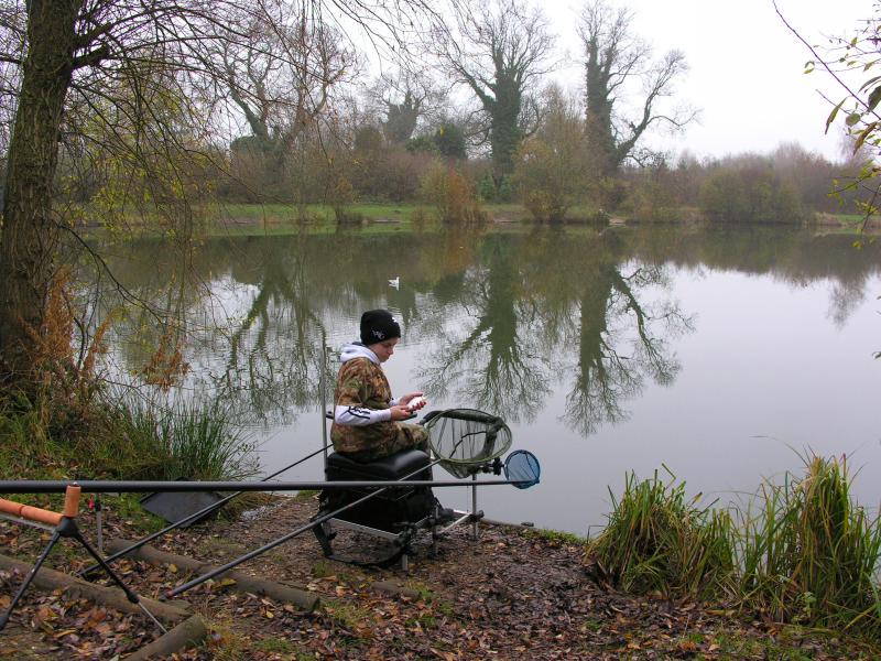 Pole Fishing at Manor Farm (16).jpg